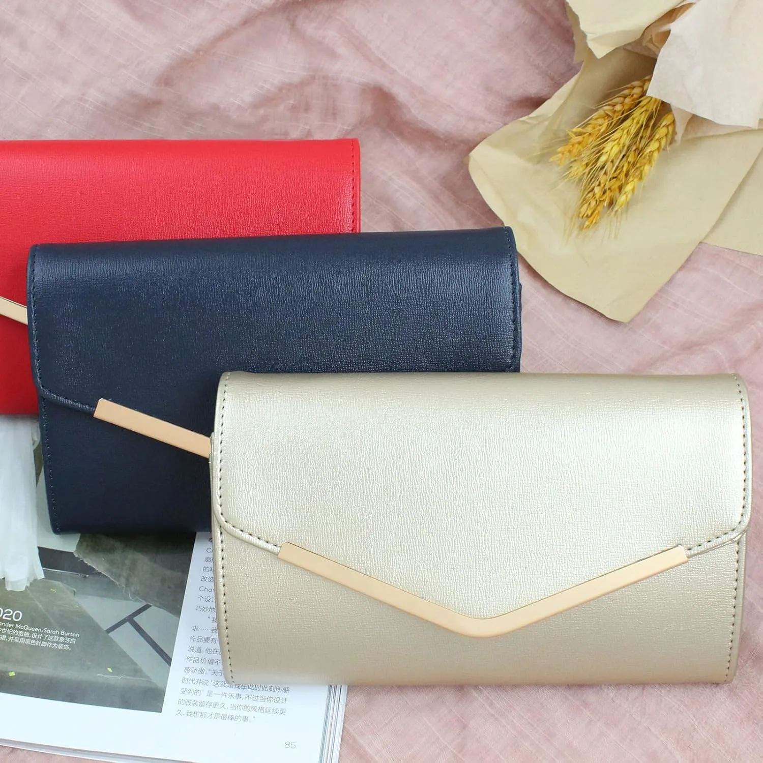 Clutch Purse Evening Bag for WomenEnvelope Handbag With Detachable Chain